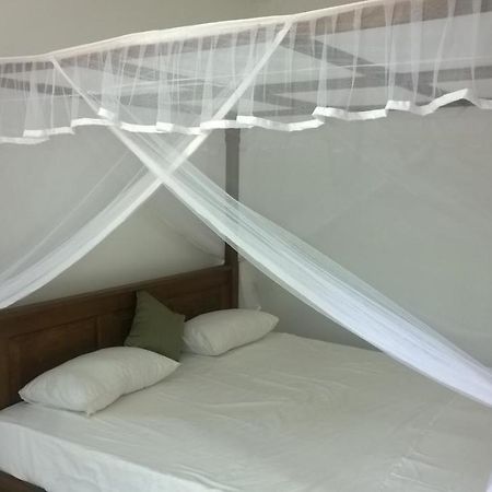 Hotel Augusto @ Midigama East Exterior foto